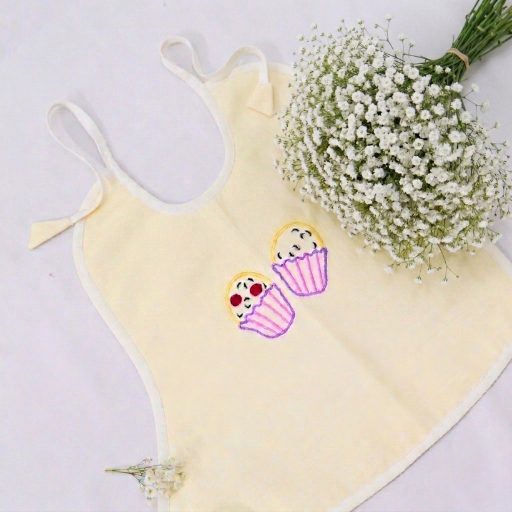Bell Chimes aprons In Cotton Big – alternate view